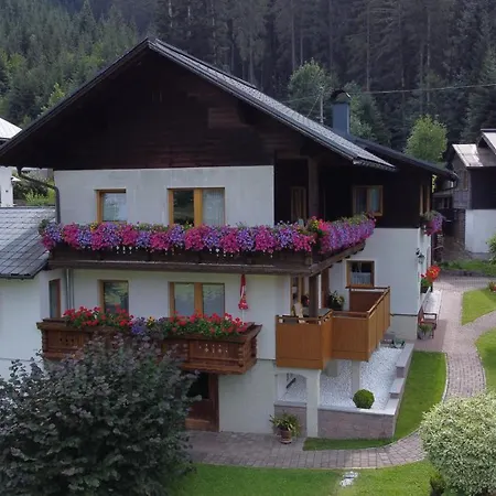 Andrea Schmaranzer - Guest house *